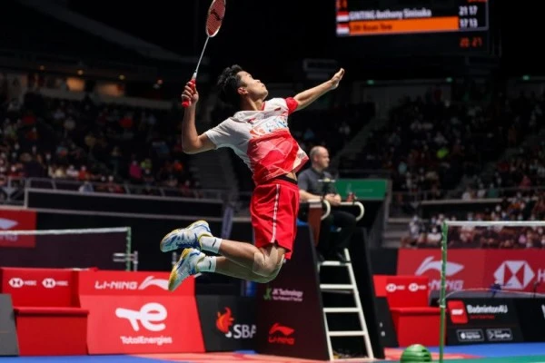 Teknik Smash Yang Efektif Untuk Pemain Pemula